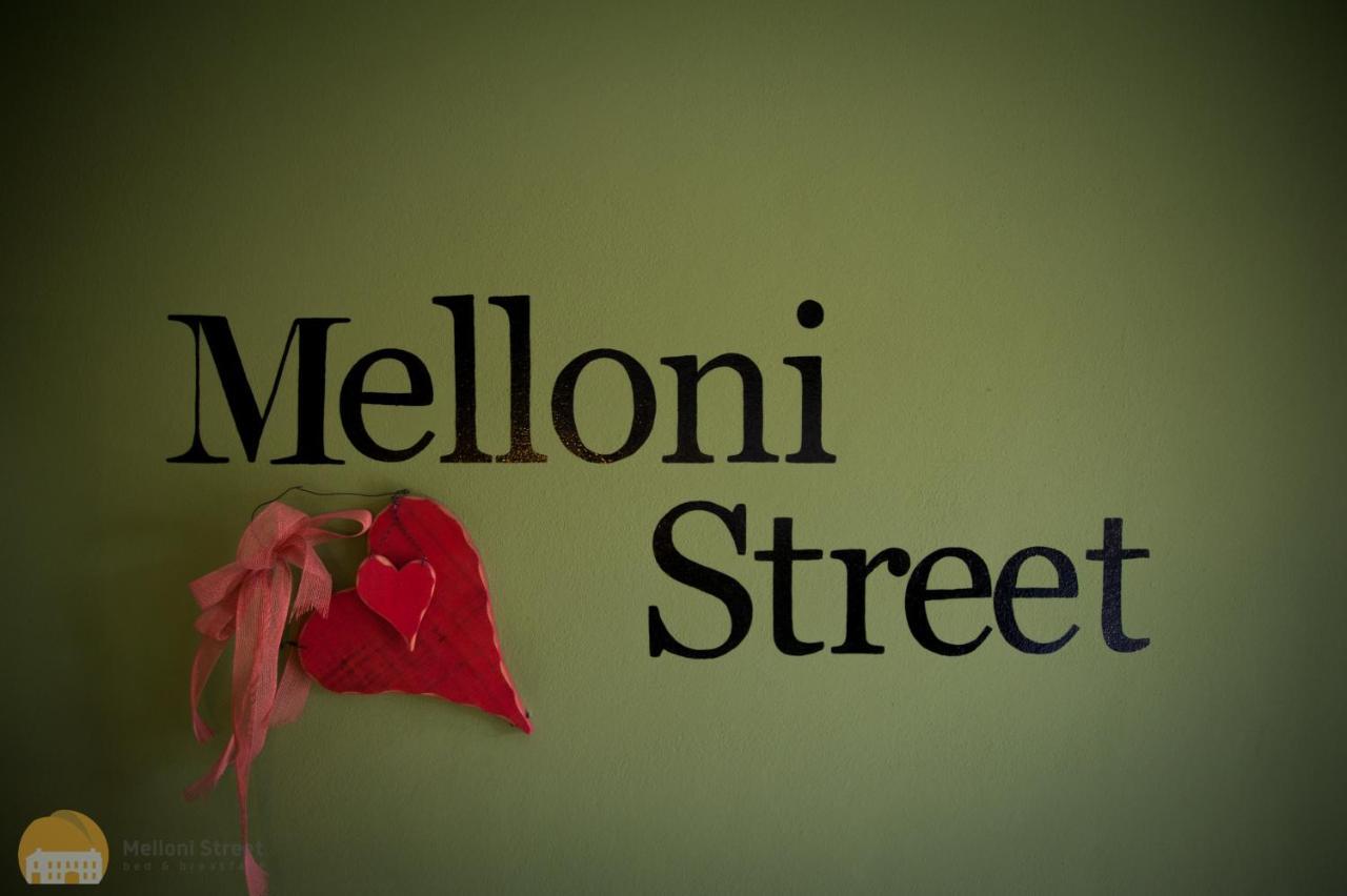 B&B Melloni Street Доло Экстерьер фото