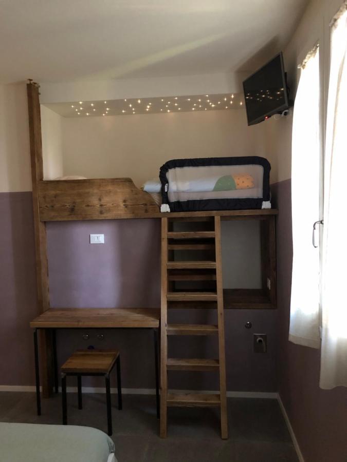 B&B Melloni Street Доло Экстерьер фото